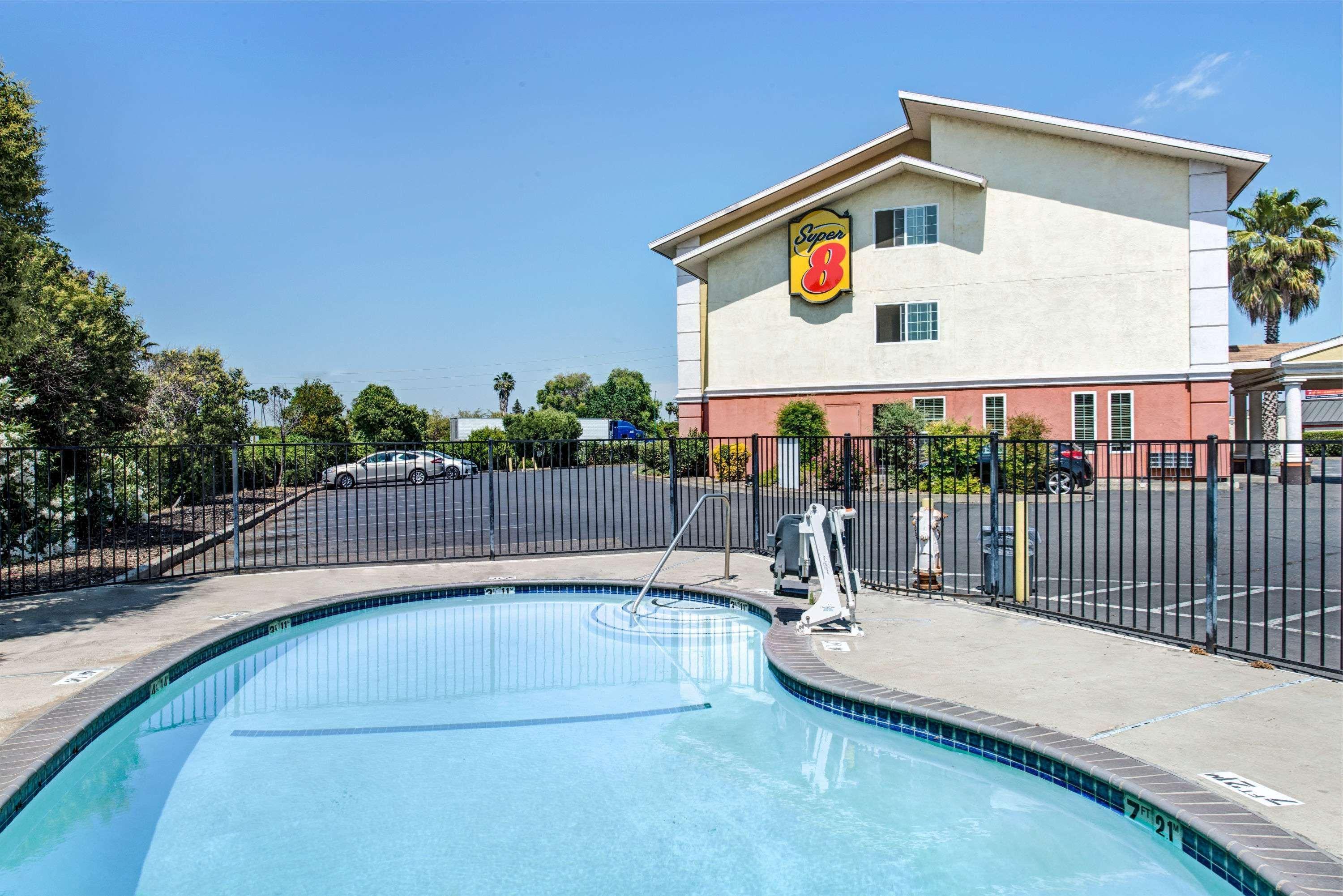 Hotel Super 8 By Wyndham Sacramento/Florin Rd Freeport Esterno foto