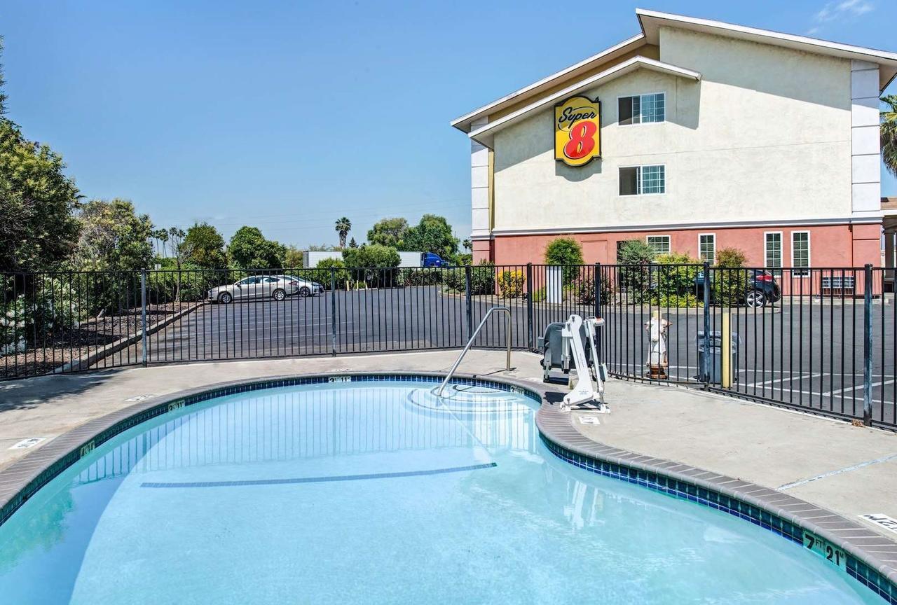 Hotel Super 8 By Wyndham Sacramento/Florin Rd Freeport Esterno foto